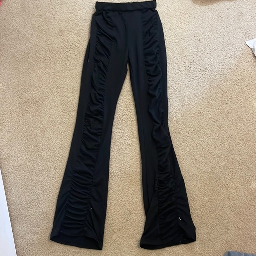these of a website on instagram medium made up of 65% cotton and 35% polyester
